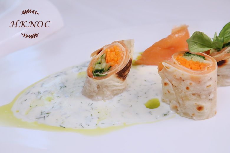法國傳統名菜:法式煙肉南瓜撻 + 煙三文魚卷配香草青檸忌廉醬