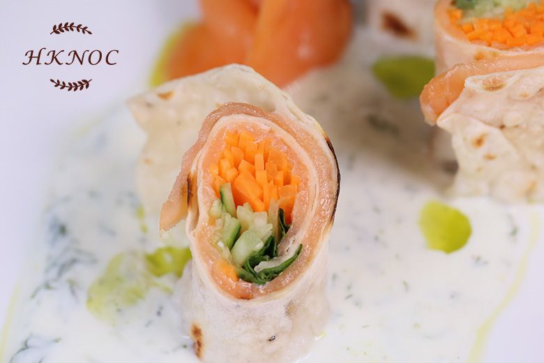 法國傳統名菜:法式煙肉南瓜撻 + 煙三文魚卷配香草青檸忌廉醬