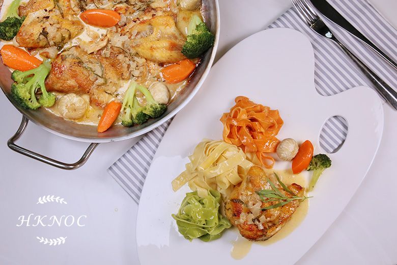 法國傳統名菜:法式酒香燜雞配龍蒿忌廉汁 + 手工意粉