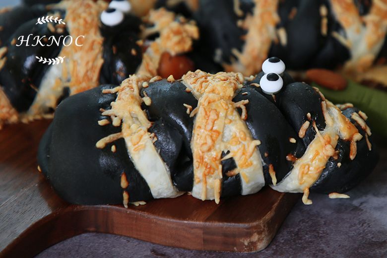 親子班:煤炭鬼木乃伊香腸麵包+科學怪人手指曲奇