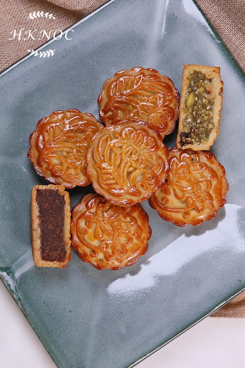 開心果五仁月餅+手工陳皮紅豆沙月餅