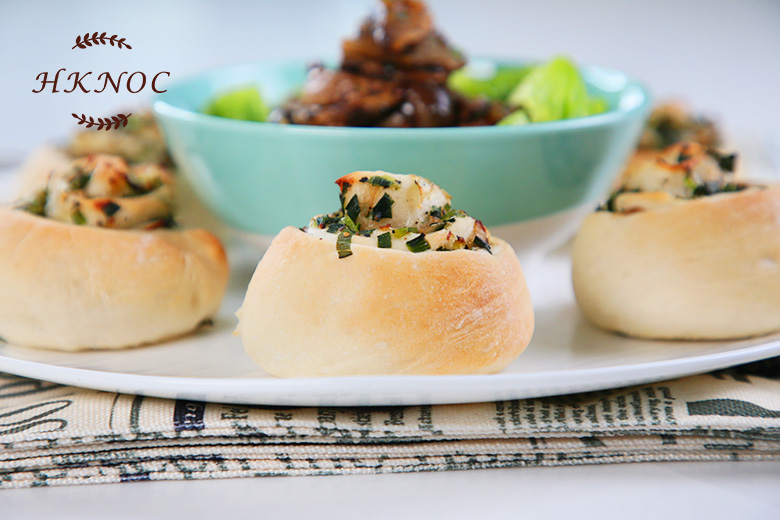 香蔥花卷配黑松露醬炒雜錦蘑菇