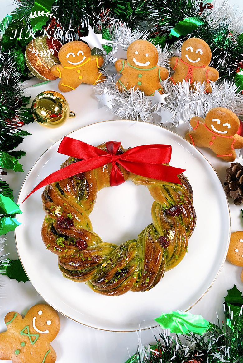 開心果蔓越莓布里歐花環配傳統聖誕薑餅人