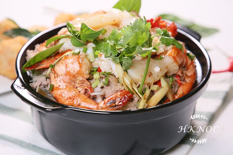 實習課堂:泰式煲仔海鮮炒粉絲、越式蝦餅