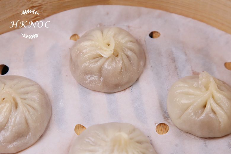 素食:素小籠飽 + 竹笙灌湯餃