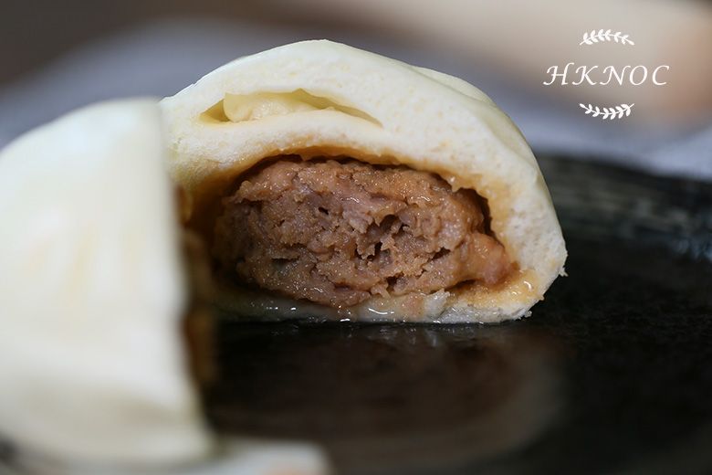 鮮肉蒸包配香菇青菜包