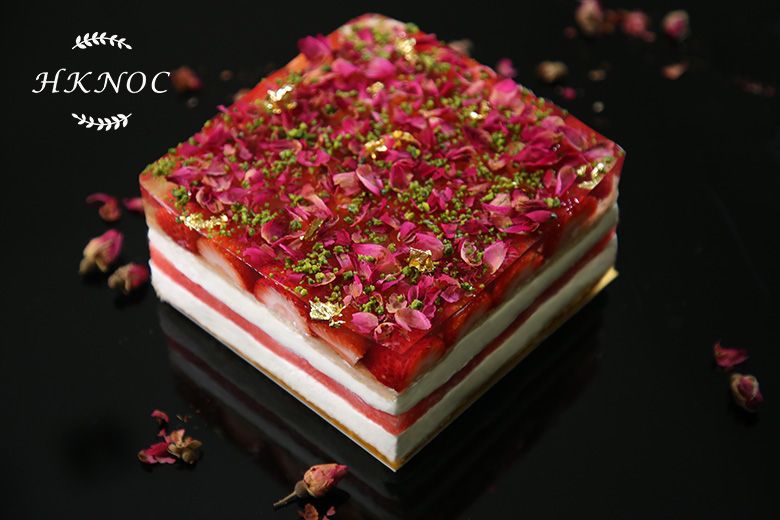 西瓜草莓玫瑰蛋糕