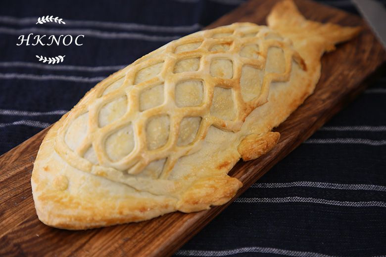 焗酥皮卷魚柳卷配菠菜及蒔蘿奶油汁