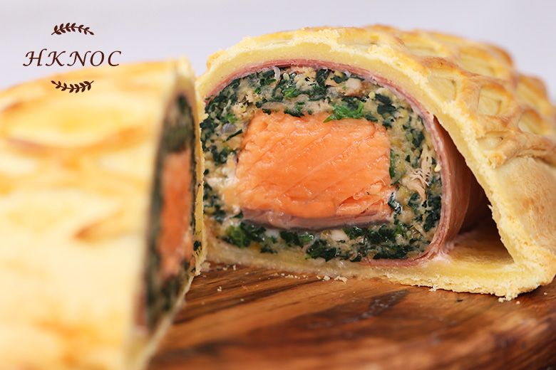 焗酥皮卷魚柳卷配菠菜及蒔蘿奶油汁