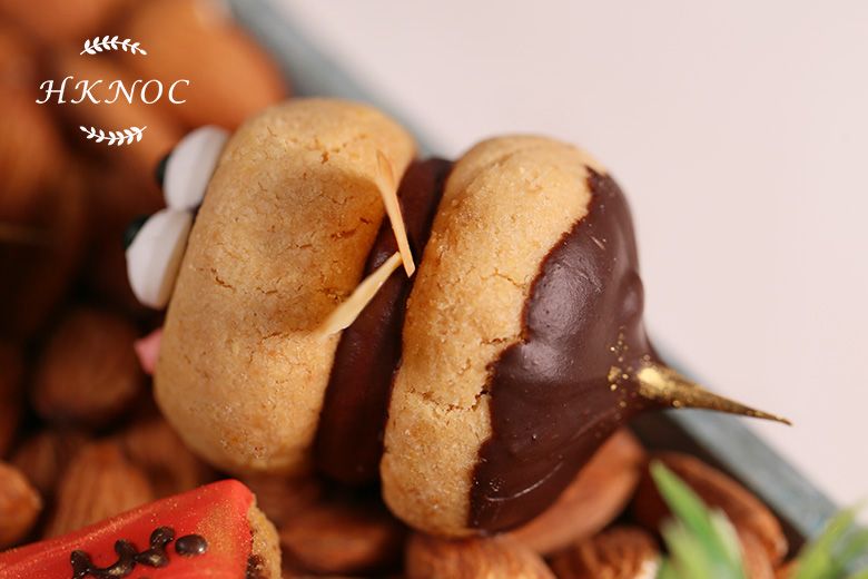 新春小蜜蜂榛子曲奇