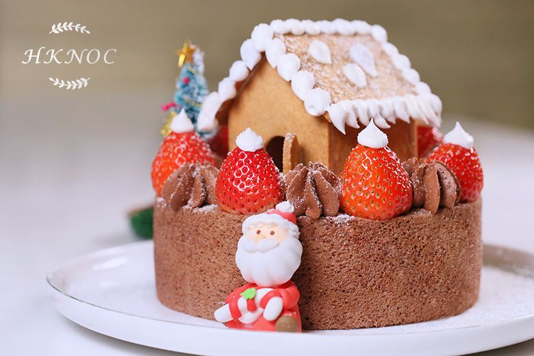 冬日小屋 (黑加侖子朱古力蛋糕配迷你薑餅屋)