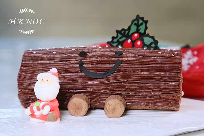 微笑聖誕樹幹蛋糕 (香橙朱古力味)