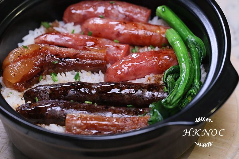 實習:啫啫雞煲 + 腊味煲仔飯 示範:斬雞技巧+蔥油撈麵