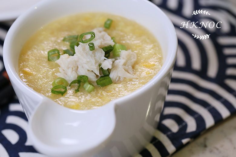 全日制E班:(蟹肉粟米羹+肉絲香菇炒拉麵+聖誕樹造型奶油酥皮配翻糖皮聖誕老人裝飾)