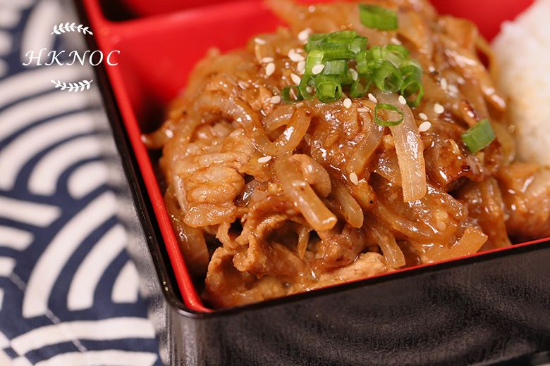 全日制F班:(茶碗蒸蛋配麵豉湯 + 醬汁香蔥炒肉片便當盒 + 益力多芝士蛋糕)