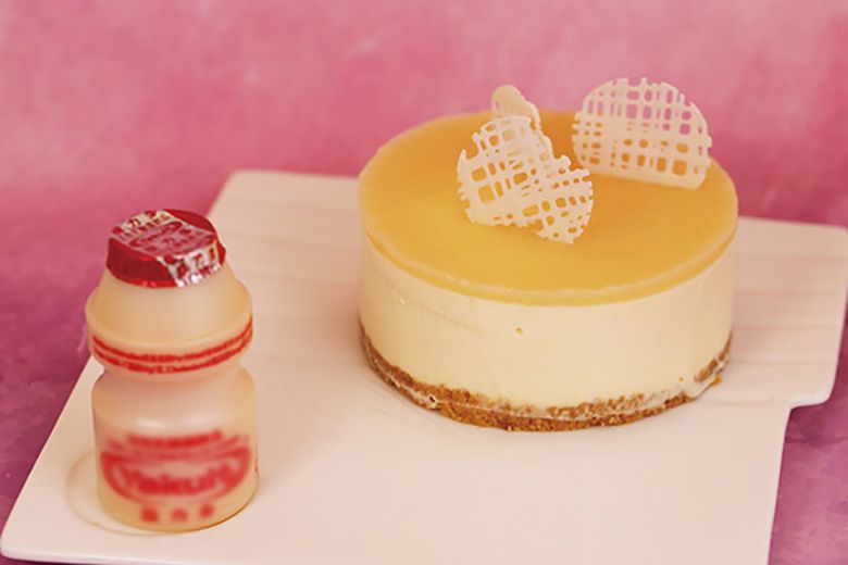 全日制F班:(茶碗蒸蛋配麵豉湯 + 醬汁香蔥炒肉片便當盒 + 益力多芝士蛋糕)