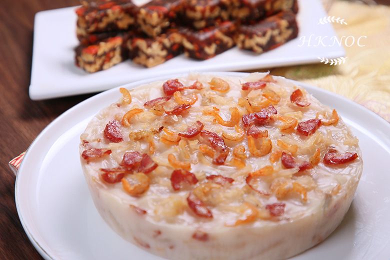 家鄉蘿蔔糕配紅棗合桃糕