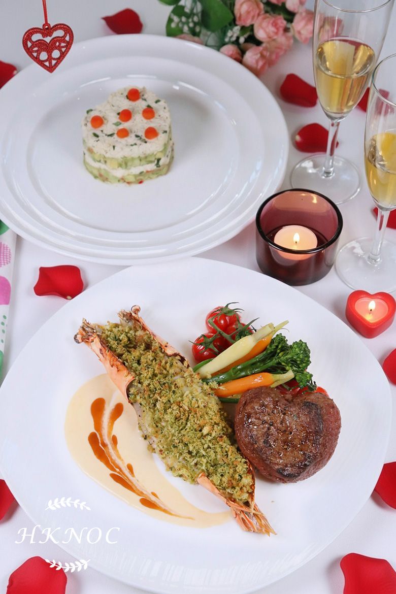 情人節餐:蒜香焗大蝦拼香草牛油煎心形牛柳 + 心形蟹肉牛油果沙律塔