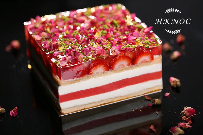 西瓜草莓玫瑰蛋糕