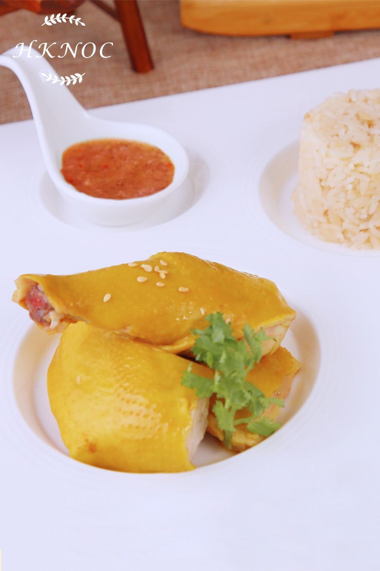 經典海南雞配秘製油飯*